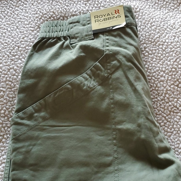 Royal Robbins Shorts - Picture 7 of 7